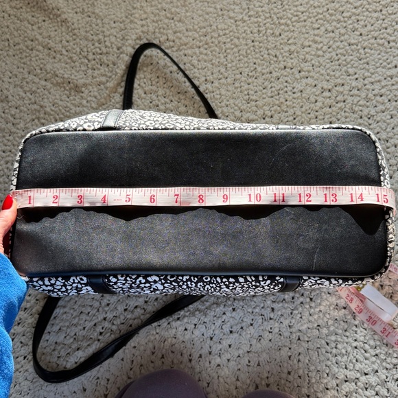 🖤 Vera Bradley Camocat Tote Bag 🤍 - Picture 8 of 10